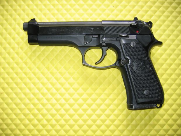 beretta_92fs_ 003.jpg